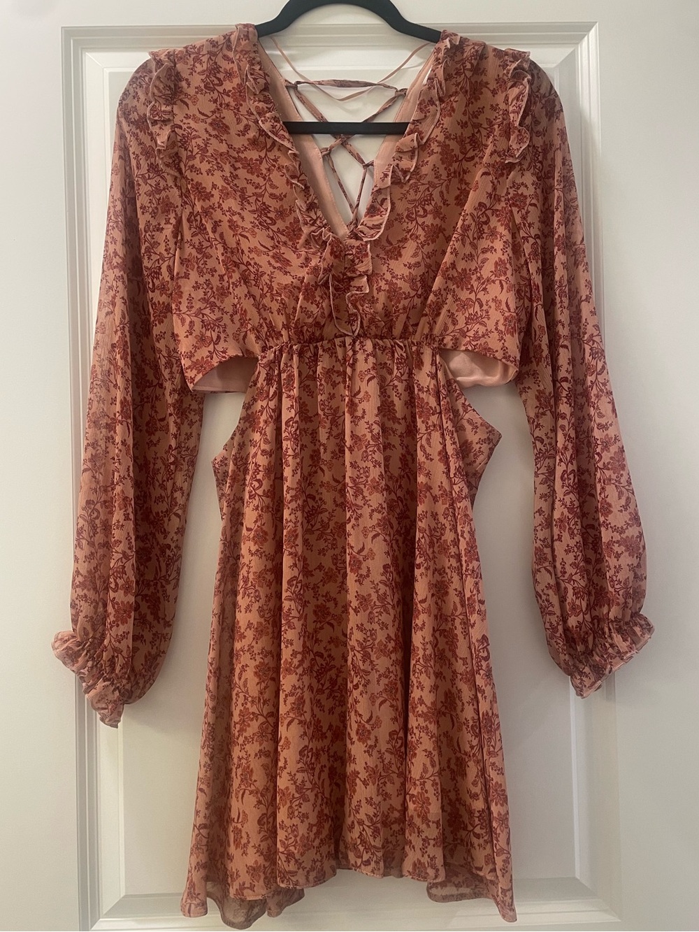 Rita Ora x Primark Dusty Rose Floral Long Sleeve Cutout Mini Dress with Tie Back